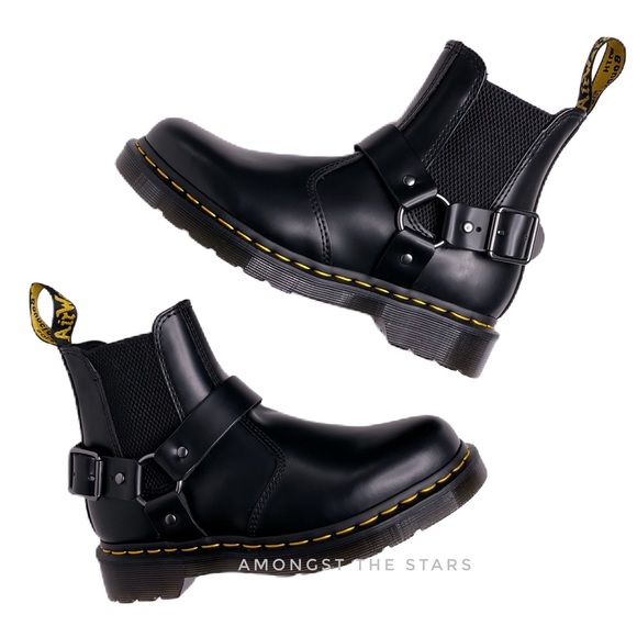 Dr. Martens Wincox Polished Smooth Leather Harness Buckle Black Chelsea Boots - Picture 11 of 16